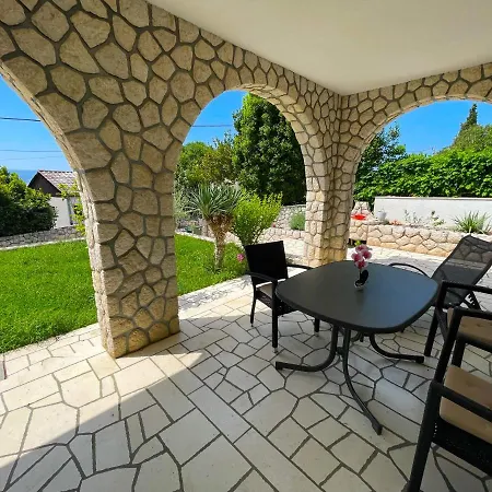 Apartments Sams Novi Vinodolski Exterior photo